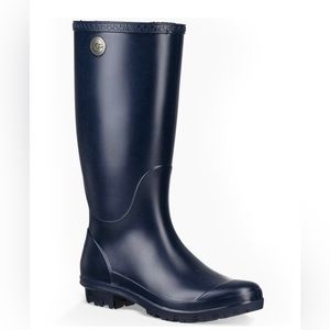 UGG WOMEN'S SHELBY MATTE RAIN BOOTS - ROUND TOE